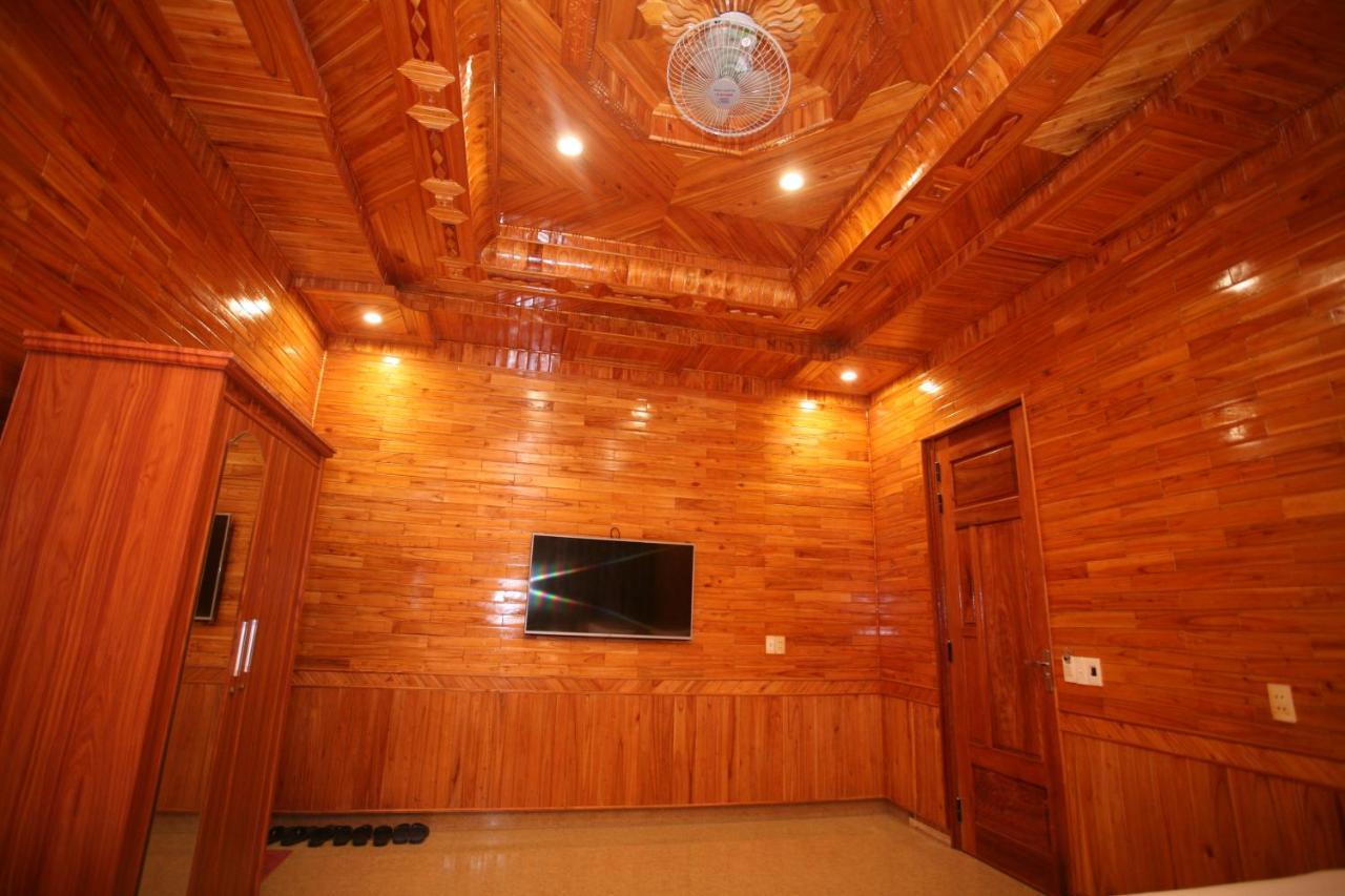 Sky Hotel Phong Nha Zewnętrze zdjęcie